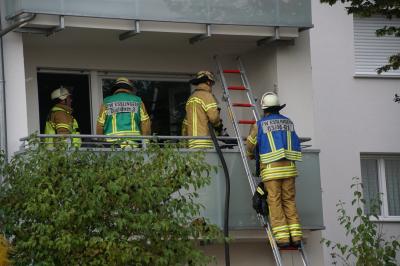 Esslingen: Feuer greift beim Grillen auf Hauswand ueber